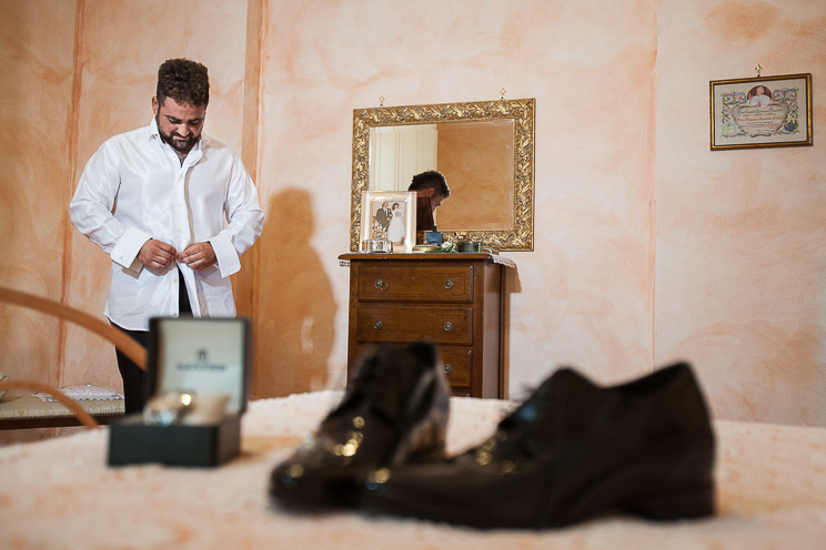 La preparazione dello sposo.