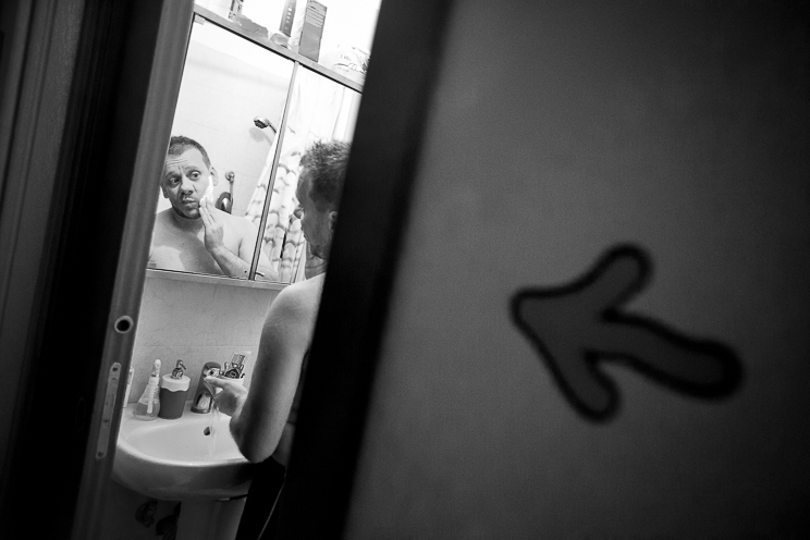 Lo sposo in bagno.