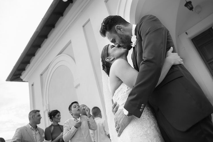 Bacio degli sposi.